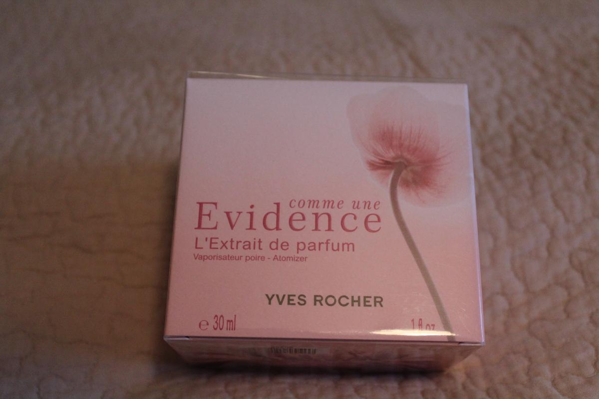 Comme une evidence parfum. Yves Rocher comme une evidence. Comme une evidence духи. Evidence le Parfum 30мл. Ив Роше эвиденс флакон с закатом.