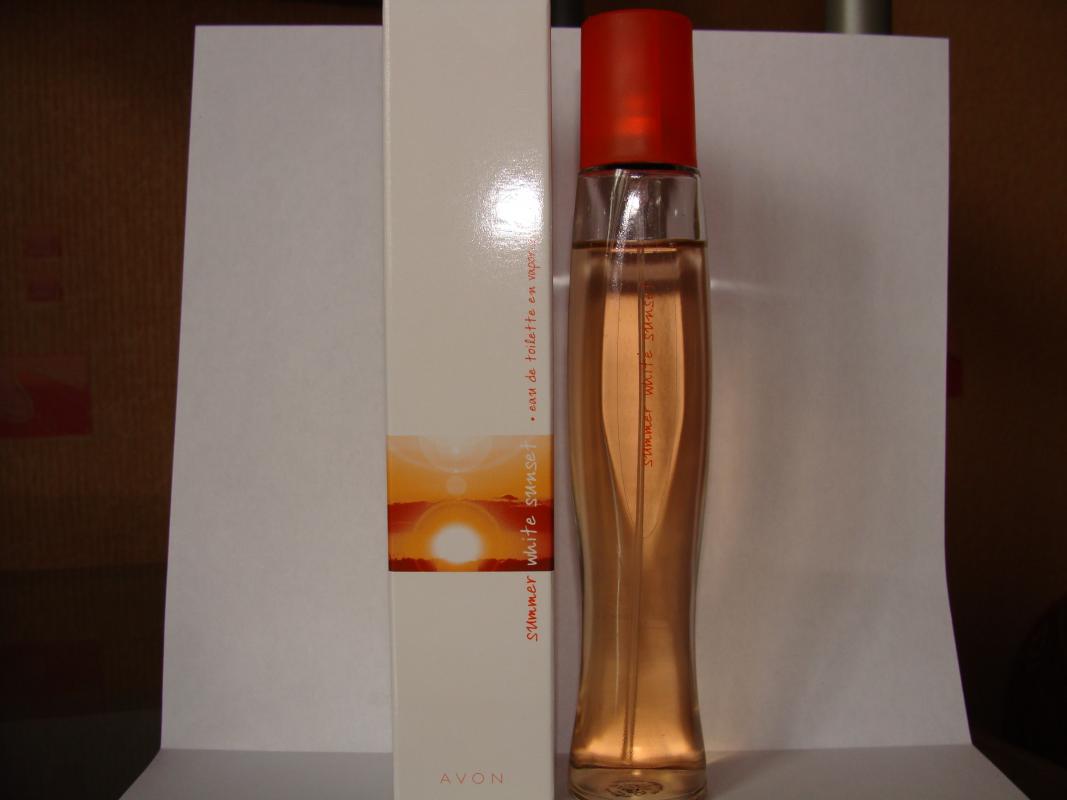 Avon white sunset. Духи Avon Summer White Sunset. Туалетная вода саммер Вайт Сансет эйвон. Summer White Sunset туалетная вода 50мл. Туалетная вода эйвон Summer White Sunset.