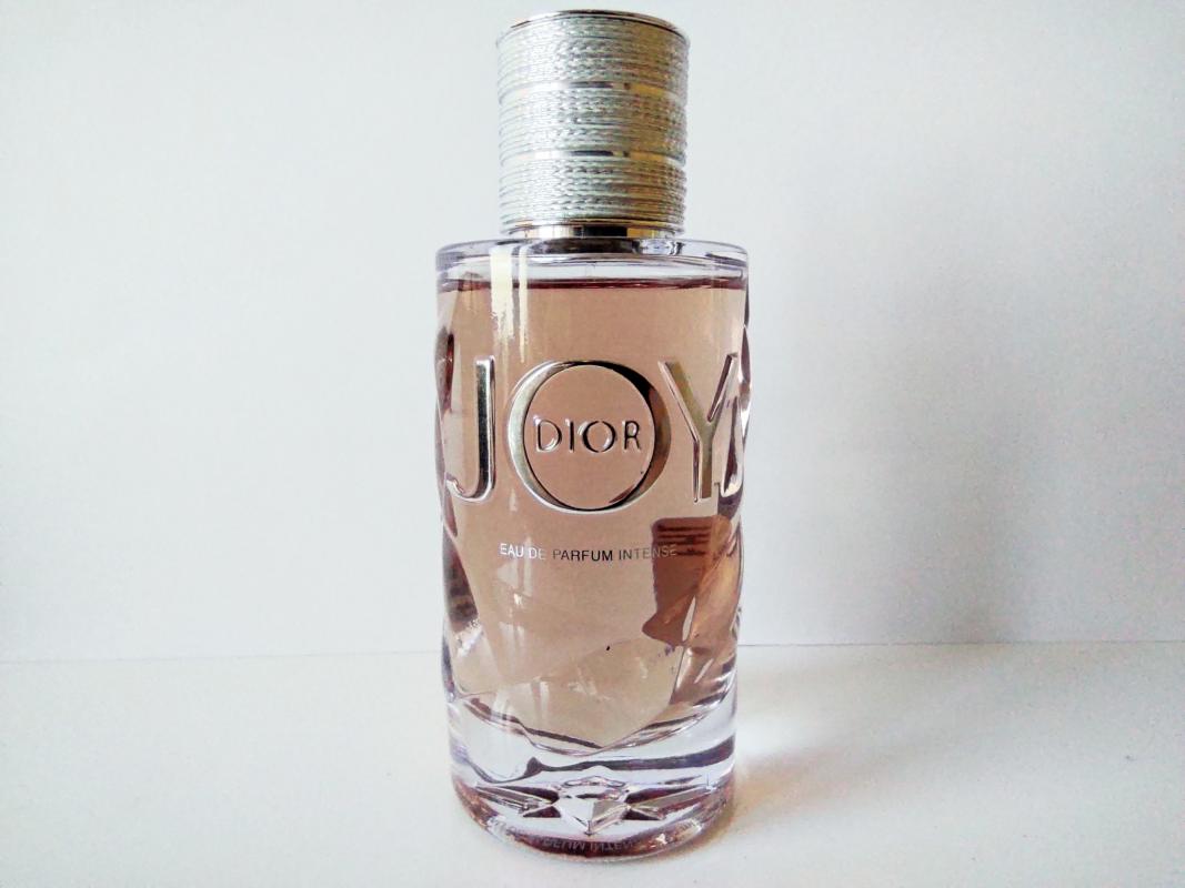 Аромат диор джой. Dior Joy Eau de Parfum intense. Christian Dior Joy intense. Dior Joy by Dior intense/90мл. Dior Joy Eau de Parfum 90 мл.