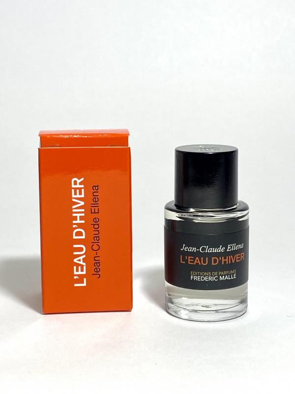 Frederic malle l eau. Frederic Malle l'Eau d'hiver. L'Eau d'hiver Frederic Malle лого.