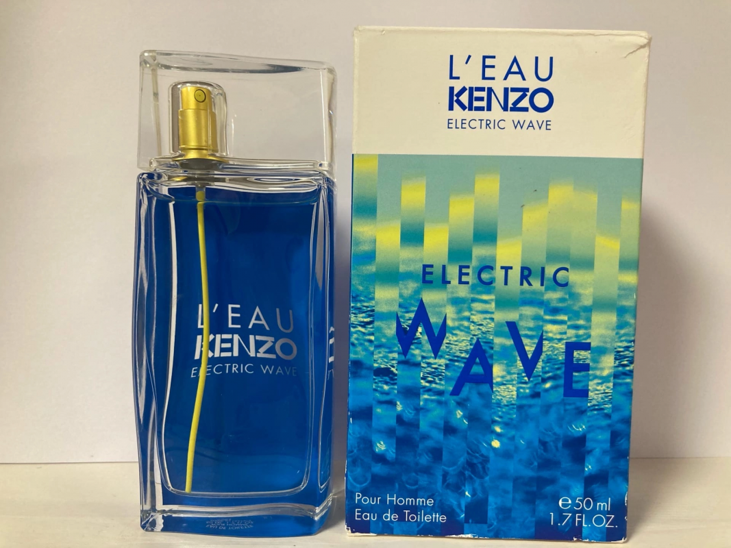 Hyper wave pour homme. L, Eau Kenzo Electric Wave. Kenzo l'Eau par Kenzo Electric Wave men. Kenzo Hyper Wave pour homme. Kenzo Electric Wave для мужчин.