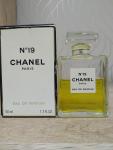 Chanel, No 19 Eau de Parfum