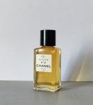 Chanel, No 19 Eau de Toilette