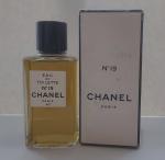 Chanel, No 19 Eau de Toilette