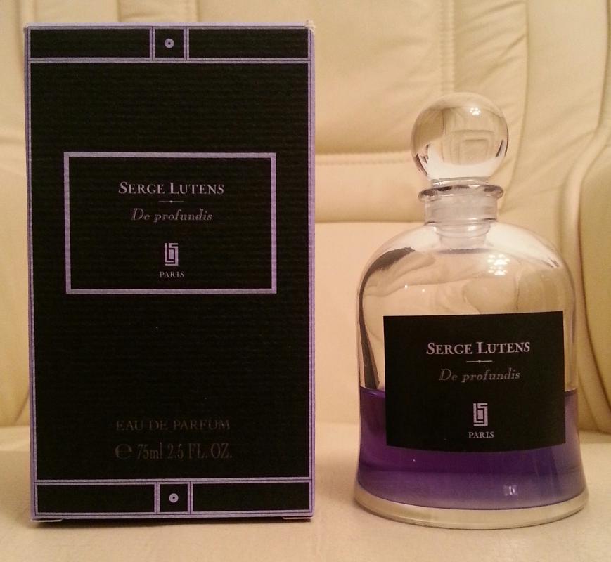 Randewoo parfum. Духи Serge Lutens de Profundis. Serge Lutens Encens et Lavande Парфюм. Serge Lutens Borneo. Serge Noir Serge Lutens pale.