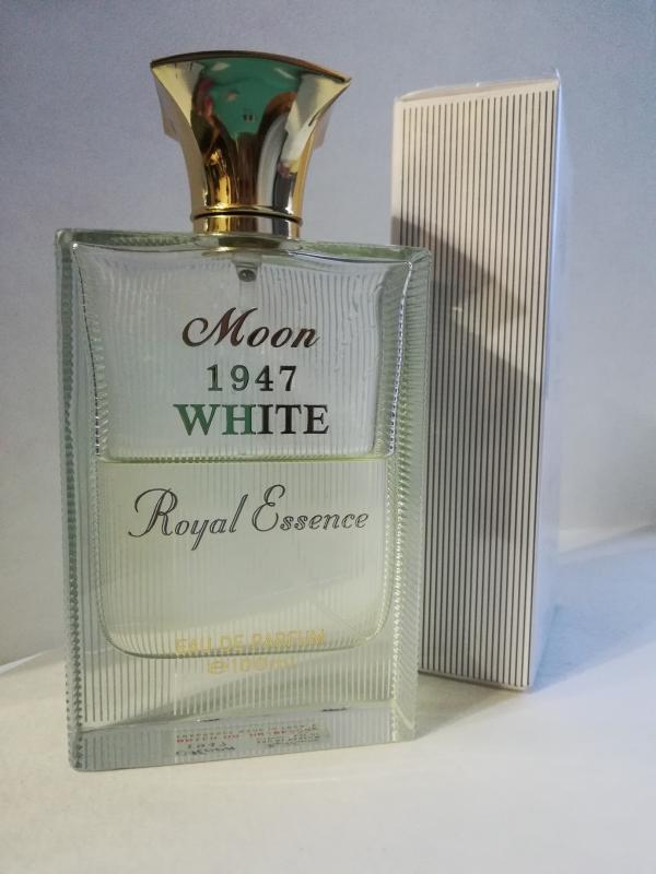 Noran perfumes moon white. Мун Вайт 1947. Духи Moon 1947 White. Норан Мун Вайт. Норан Парфюм Вайт.