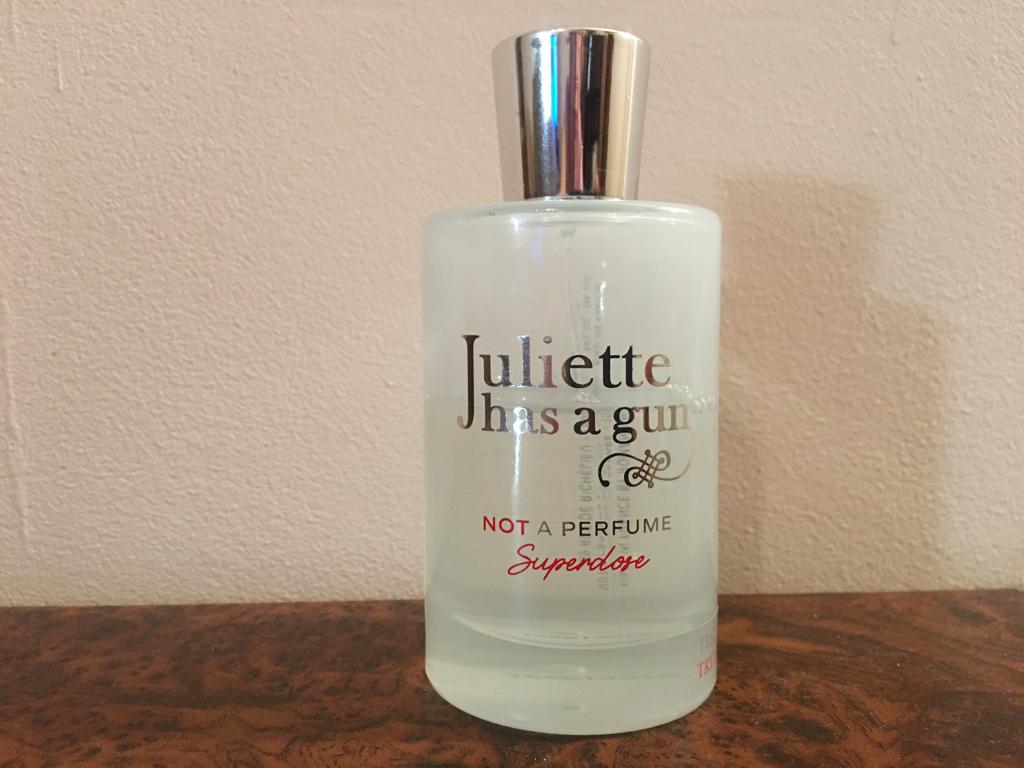 Juliette has a gun superdose. Juliette has a Gun not a Perfume Superdose.