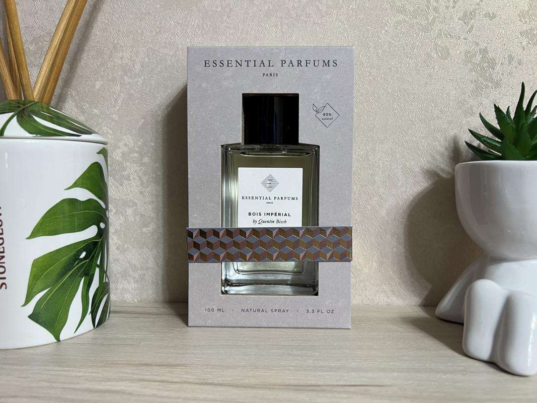 Essential parfums paris отзывы bois imperial. Essential Parfums bois Imperial. Аромат bois Imperial Essential Parfums. Essential Parfums bois Imperial Unisex. Флакон bois Imperial.