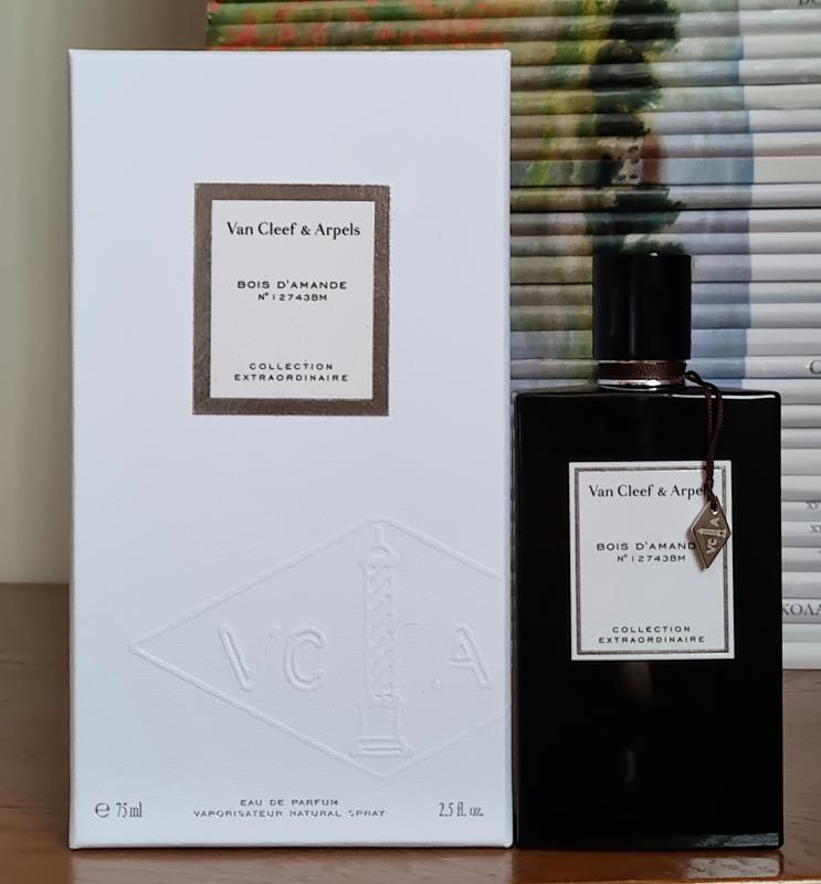 Bois d amande. Van Cleef bois d'amande. Van Cleef Arpels bois d`amande. Van Cleef & Arpels Set Ambre Imperial + bois d'amande + Moonlight Patchouli EDP 3*7.5ml Mini. Van Cleef Arpels bois d`amande отзывы.