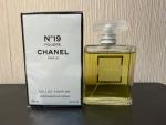 Chanel, No 19 Poudre