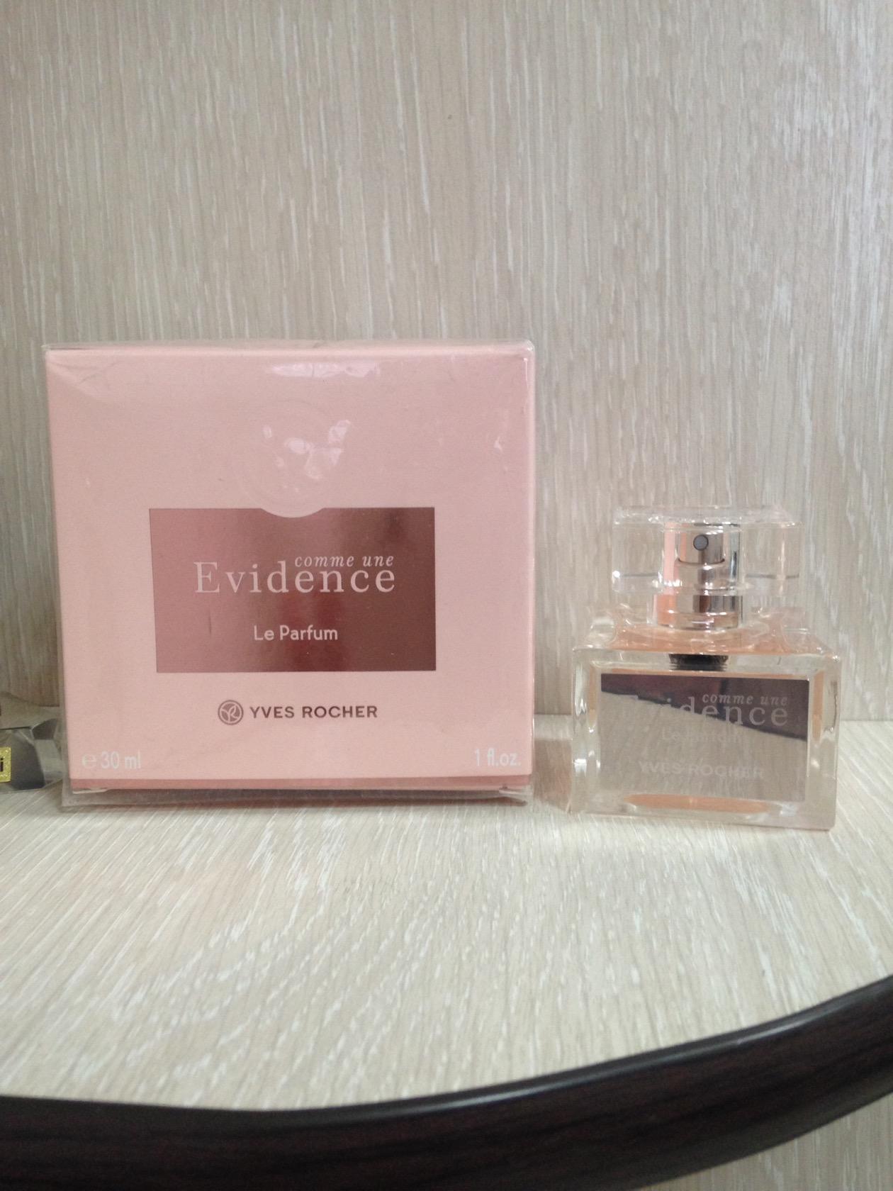 Evidence parfum. Духи evidence Yves Rocher. Ив Роше духи эвиденс 30мл. Духи эвиденс 30 мл. Духи Ив Роше эвиденс Ле Парфюм.