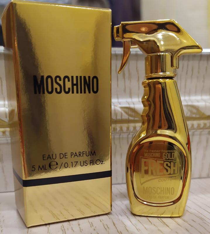 Moschino fresh gold. Moschino Gold Fresh Couture миниатюра. Moschino Fresh Gold 5мл. Москино духи золотистые.
