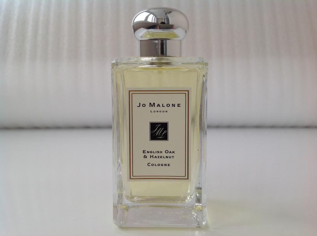 Jo malone english oak hazelnut. Jo Malone Oak. Джо Малон английский дуб и орешник. Jo Malon English Oak & Hazelnut Рив Гош.