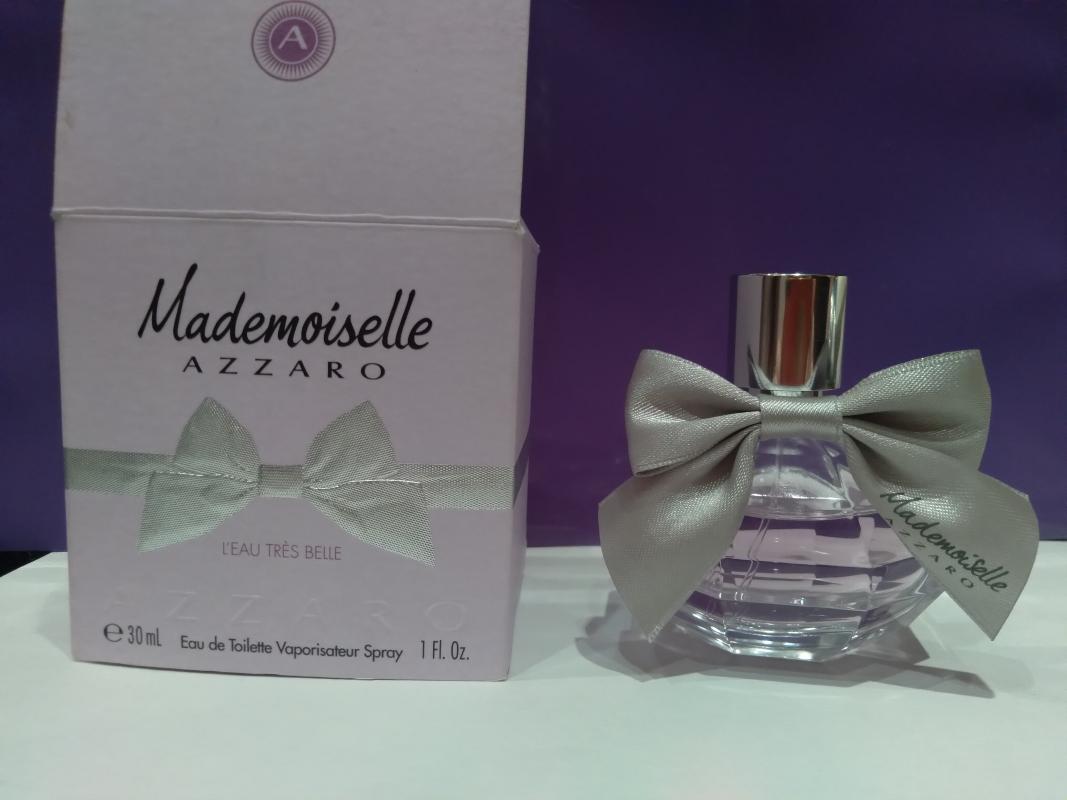 Azzaro mademoiselle l tres belle. Мадемуазель Трес Бэлль духи. Azzaro Mademoiselle l` Eau tres Charmante 30ml EDT (срок 11.2023).