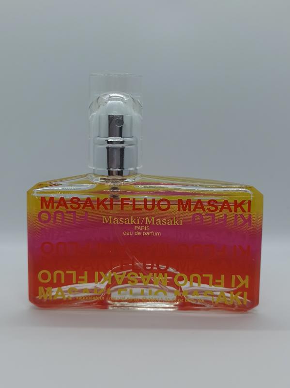 Masaki matsushima fluo. Парфюм Масаки желтый название. Масаки Матсушима фото дизайнера.