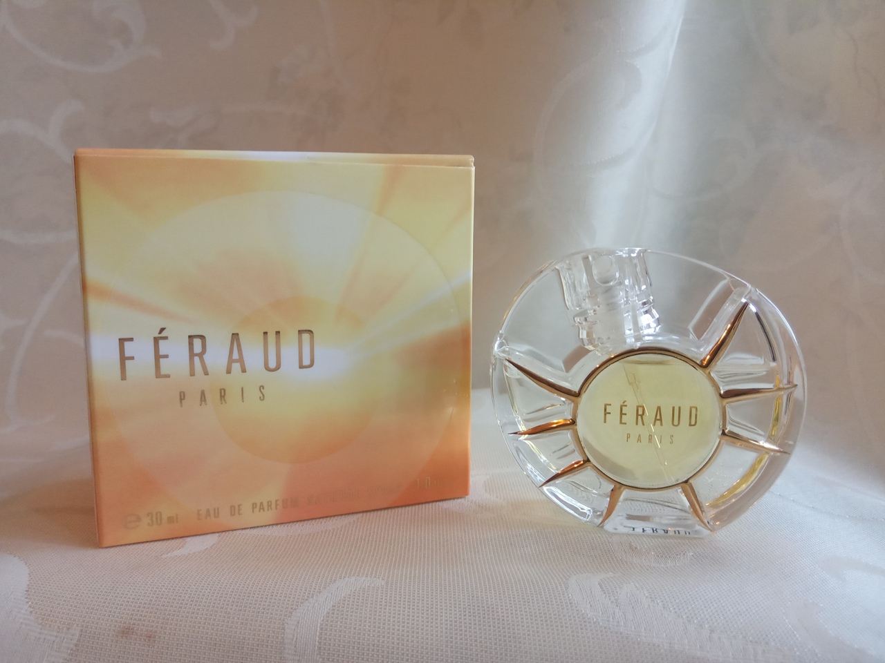 Louis Feraud 2004 Louis Feraud. Avon Louis Feraud. Парфюмерная вода Louis Feraud le Lilas. Louis Feraud чемодан.