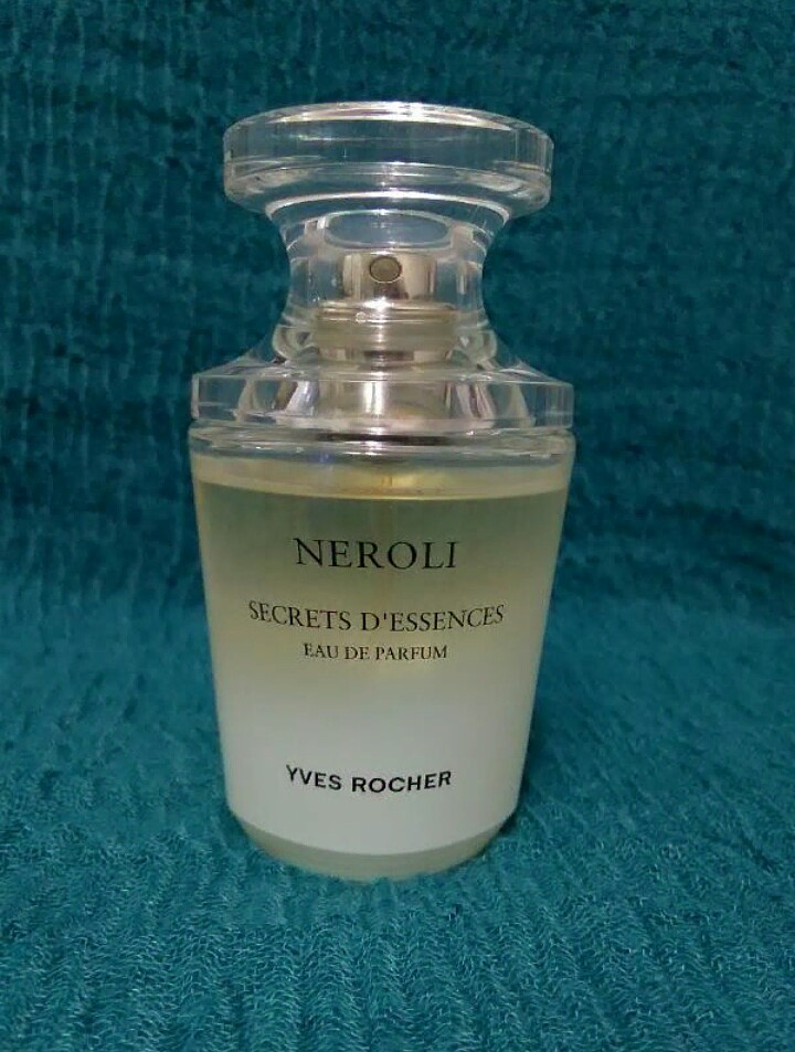 Neroli absolute