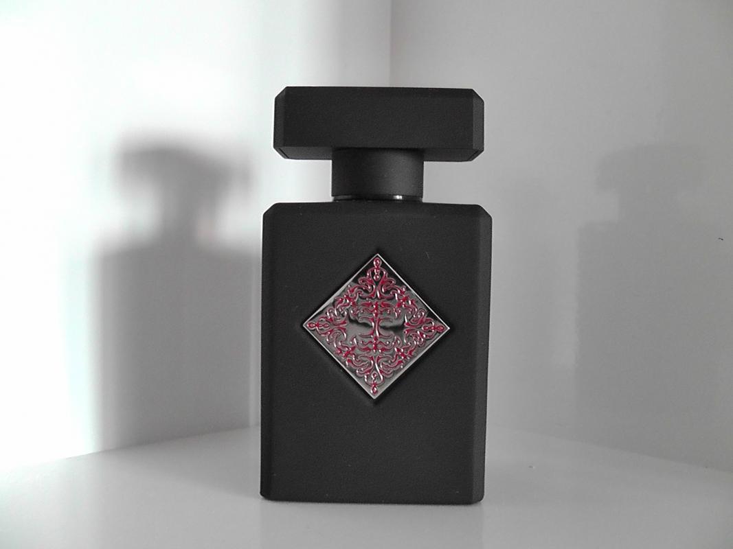 Блессед барака. Инитио Блессед Барака. Initio Parfums prives blessed Baraka. Absolute Aphrodisiac Initio Parfums prives. Initio absolute Aphrodisiac.