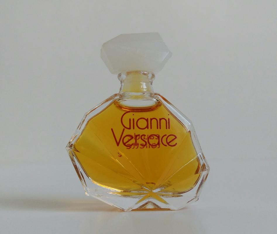 Gianni Versace духи Винтаж. Versace Gianni Parfum. Версаче Винтаж духи. Мини духи.