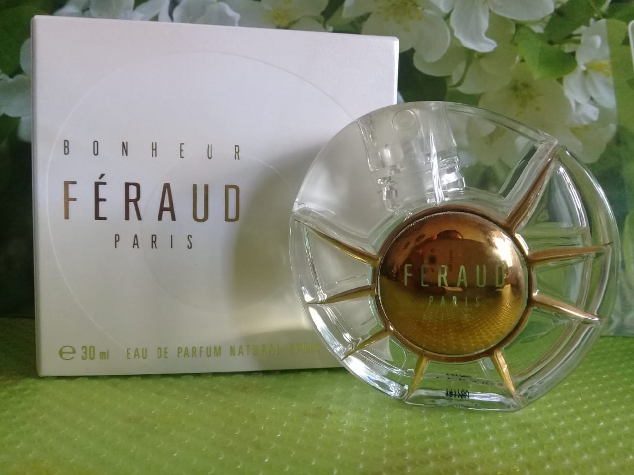 Louis feraud. Feraud bonheur Lady 50ml EDP New. Louis Feraud bonheur, 50 мл. Bonheur Feraud духи. Louis Feraud bonheur 75.