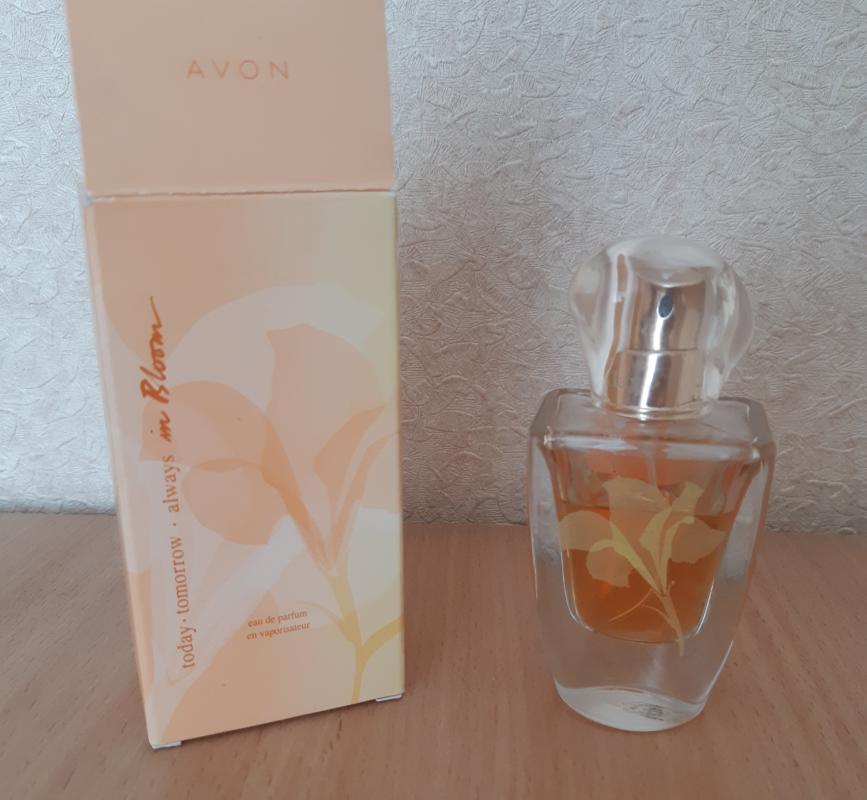 In bloom avon. Тудей тумороу Олвейс ин Блум. Парфюмерная вода Avon in Bloom. Avon today tomorrow always in Bloom. 2006 Эйвон in Bloom.