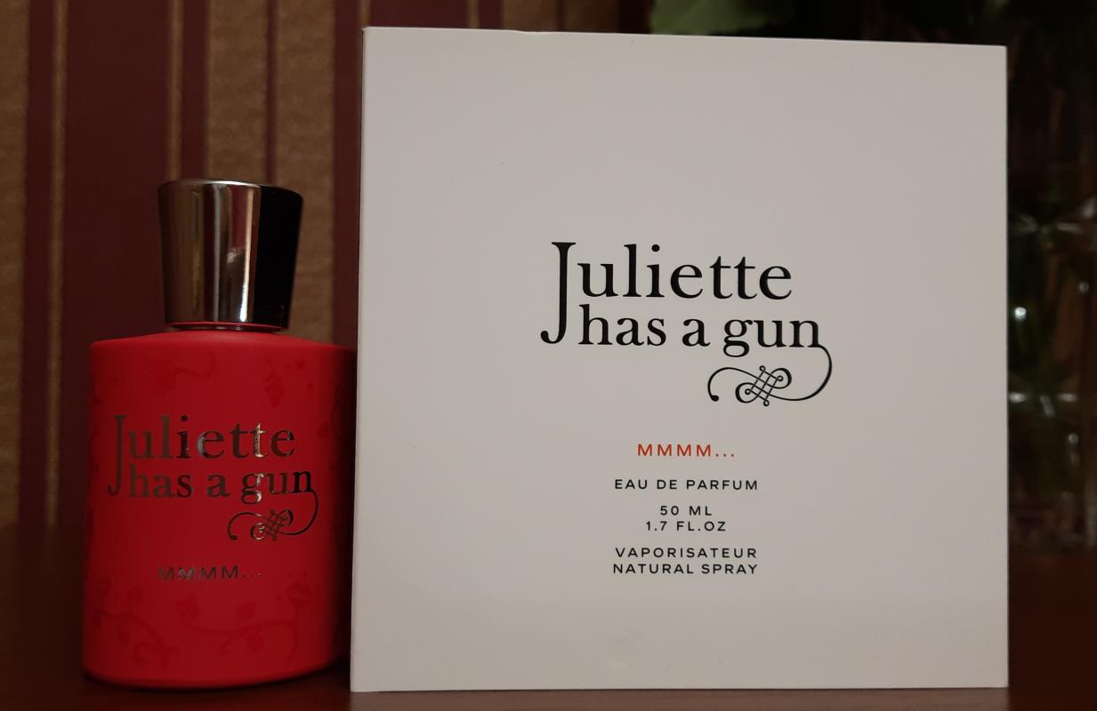 Juliette has a gun magnolia. Атомайзер Juliette has a Gun. Juliette has a Gun mmmm. Juliette has a Gun mmmm дно флакона. Juliette has a Gun оригинал и подделка.