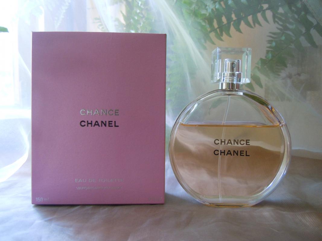 Шанель купить золотое яблоко. Шанель шанс. Туалетная вода Шанель шанс розовая. Духи Шанель шанс золотое яблоко. Chanel chance розовый.