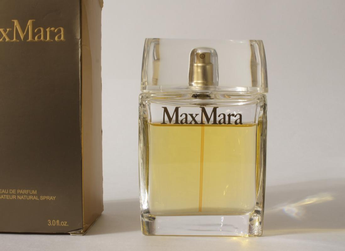 Parfum max. Max Mara духи. Max Mara туалетная вода. Max Mara духи 2009 года. Max Mara Gold Touch.