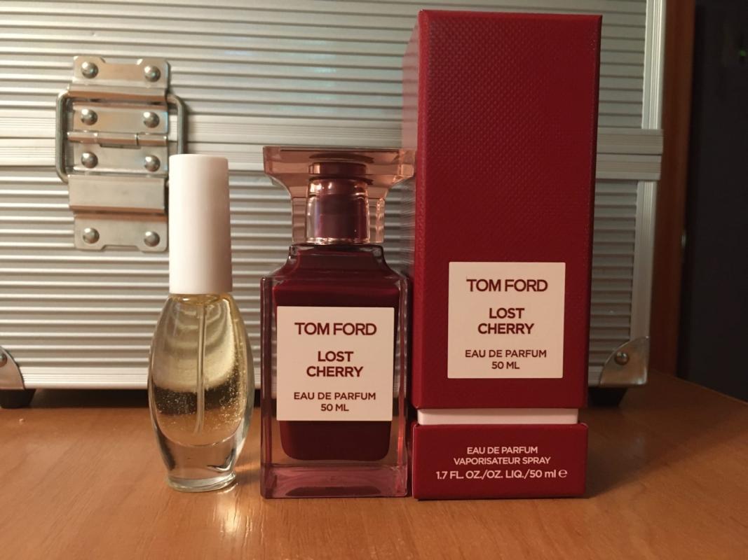 Ля парфюмерия форум. Tom Ford бордовый. Том Форд бордовые духи. Том Форд черри подарок. Tom Ford Lost Cherry body Spray.