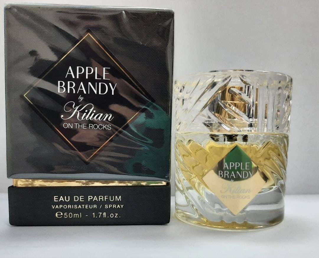 Амрит и киллиан. Apple Brandy on the Rocks by Kilian. Kilian Apple Brandy. Парфюм Kilian Apple Brandy. Парфюм Киллиан эпл бренди.