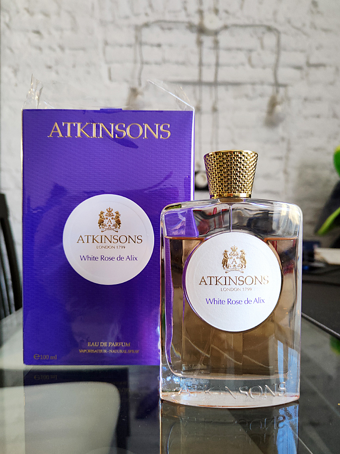 White rose de alix. Atkinsons White Rose de Alix.