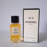 Chanel, No 5 Eau de Toilette