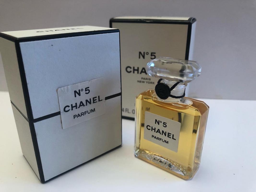 Шанель 5 винтаж. Chanel Chanel №5 духи 7.5 мл. Шанель 5 туалетная вода Винтаж. Духи Шанель 7 5 мл. 5 Мл духи.