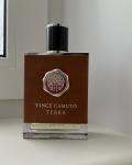 Vince Camuto, Terra