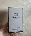 Chanel, No 19 Poudre