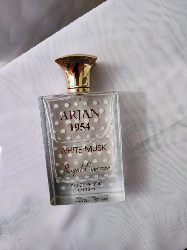 Noran perfumes moon white. Норан 1954 Вайт МУСК. Norana Perfumes Arjan 1954 White Musk. Noran Perfumes White Musk. Arjan 1954 White.