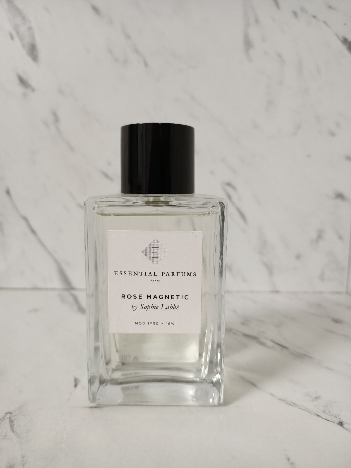 Essential parfums paris bois imperial