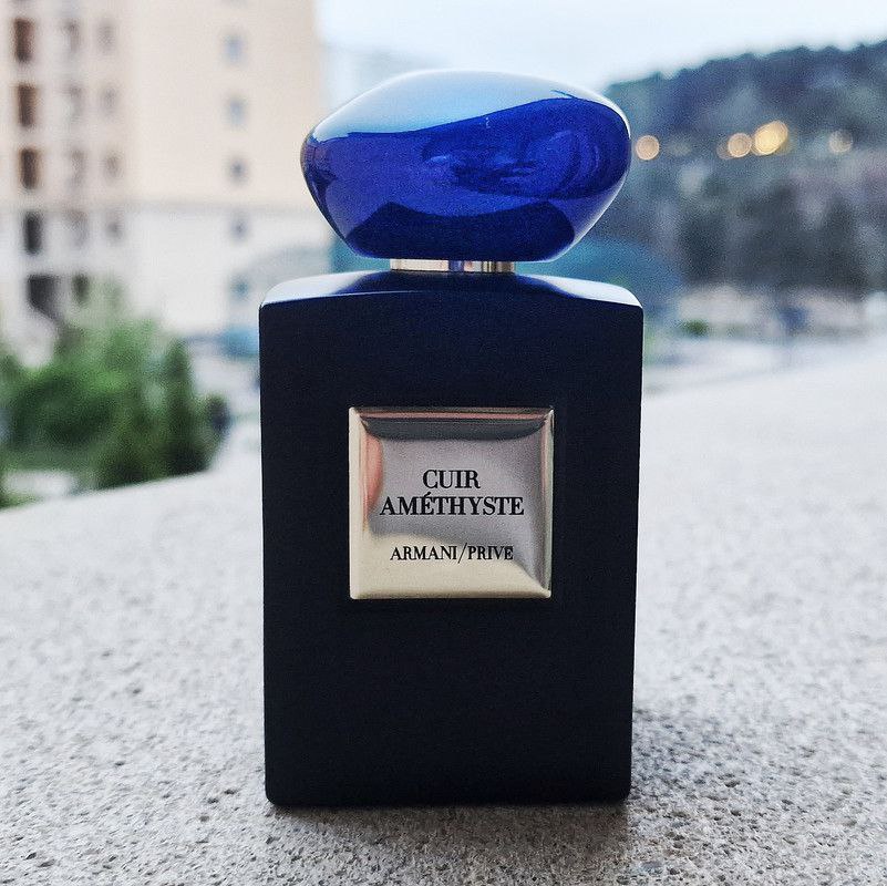 Giorgio Armani Armani prive cuir Amethyste парфюмерная вода 100 мл.