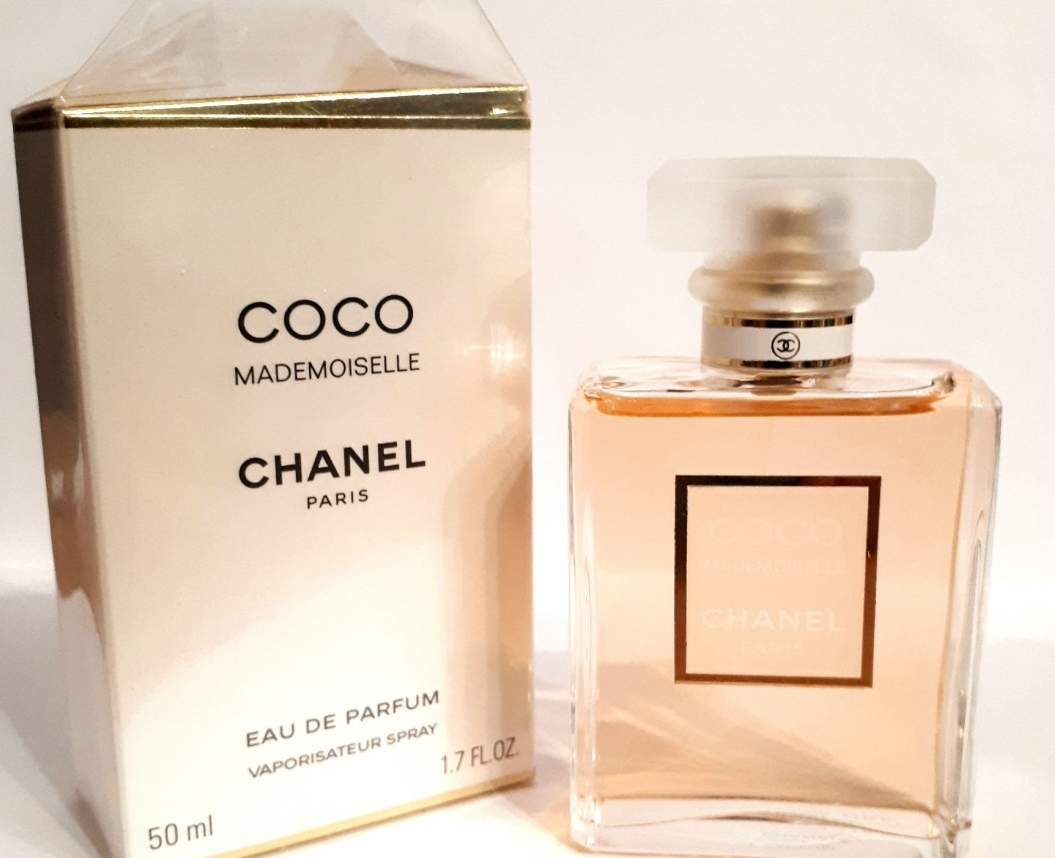 Coco eau de parfum. Coco Mademoiselle Chanel 50 ml. Chanel Coco Mademoiselle woman 50 EDP. Chanel Coco Шанель Коко парфюмерная вода 100 мл. Chanel - Coco Mademoiselle EDP 100мл.