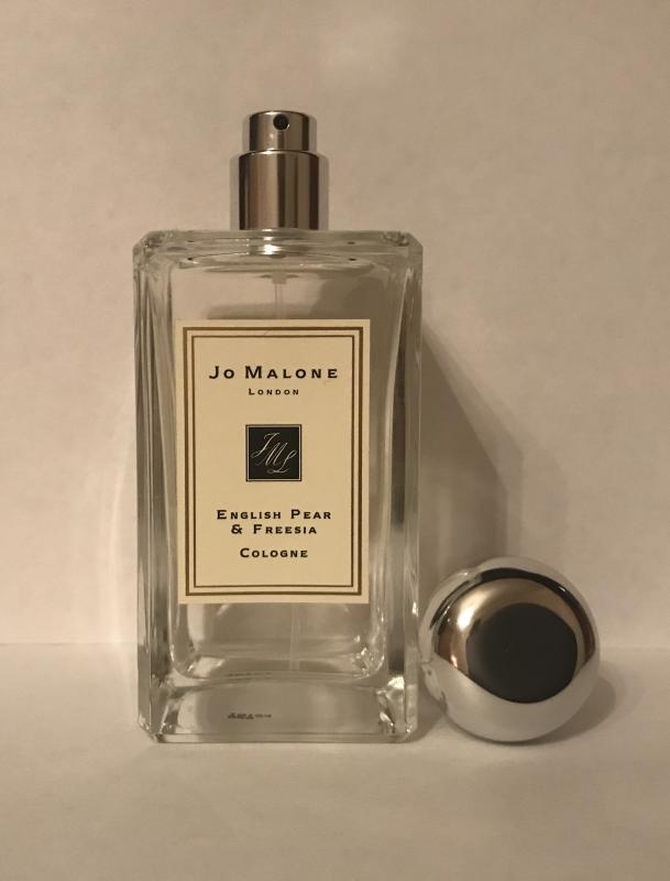 Jo malone english pear and freesia. Jo Malone English Pear & Freesia 30мл. Jo Malone English Pear Freesia Cologne Limited Edition. Jo Malone English Pear and Freesia описание аромата. Jo Malone ревень.