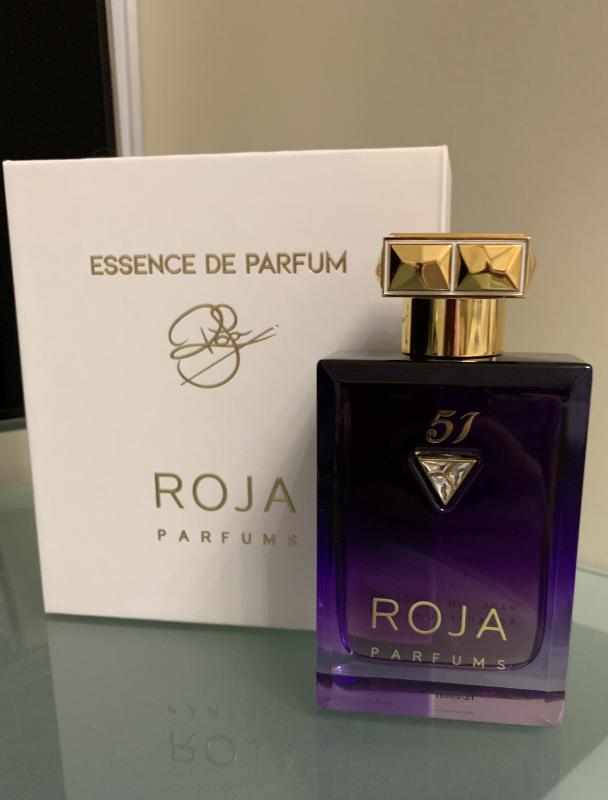 Essence de parfum roja. Духи Roja 51 pour femme. Roja dove, 51 pour femme EDP. Духи рожа 51. Рожа дав 51 духи.