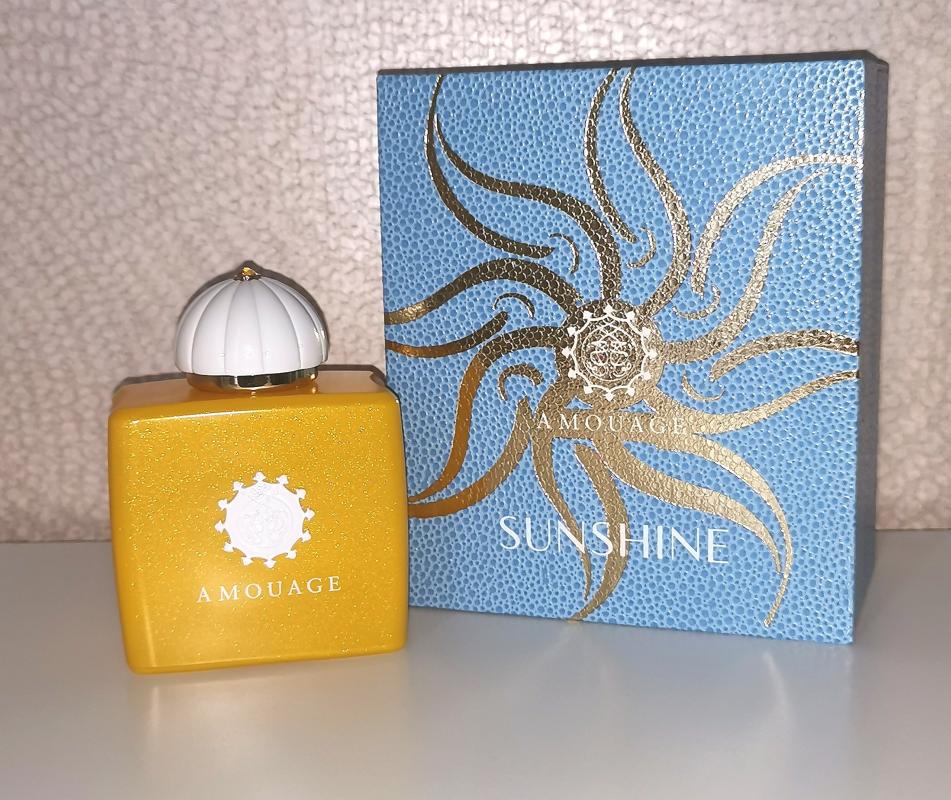 Estee lauder paradise moon. Amouage Sunshine woman. Paradise Moon Эсте лаудер.