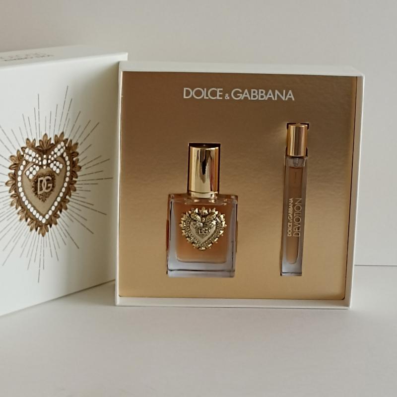 Dolce gabbana статистика discount продаж по годам