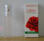 Refan, Rose