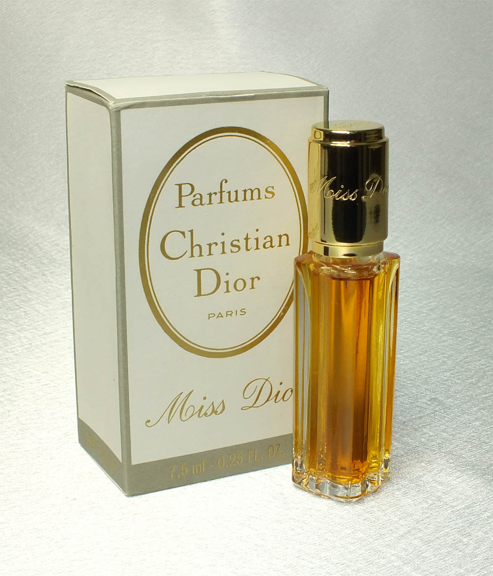 Самый лучший мужской аромат парфюма по мнению женщин топ10 в рейтинге по  популярности  aromacode