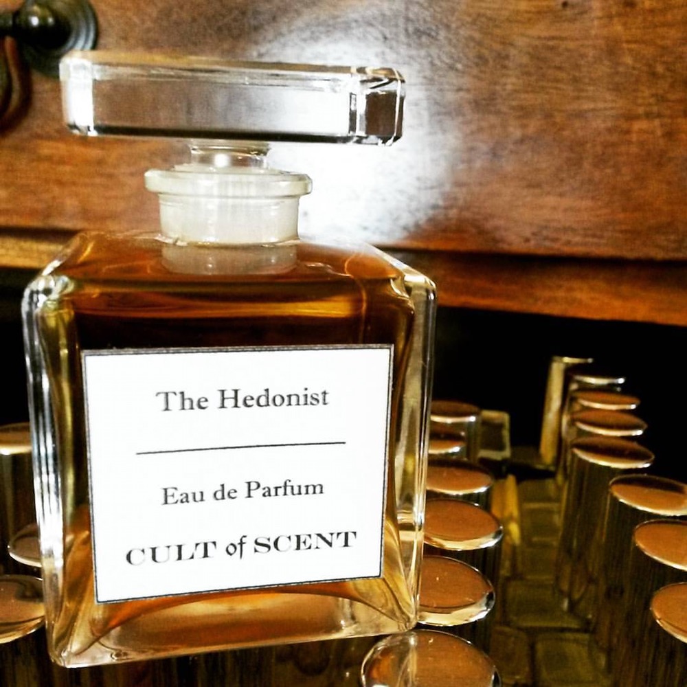 The hedonist ex. Hedonist. Гедонист Парфюм. Аромат Hedonist. The Hedonist туалетная вода.