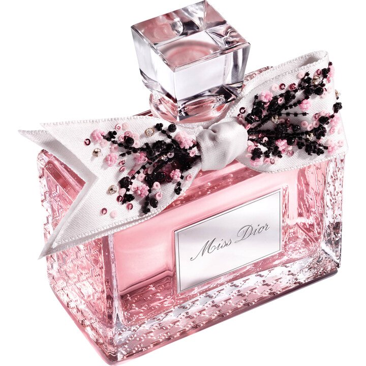 Описание ароматов парфюма диор. Dior Miss Dior le Parfum. Dior Miss Dior 2017. Miss Dior le Parfum Dior 2012. Miss Dior le parfume (Christian Dior) 100мл.